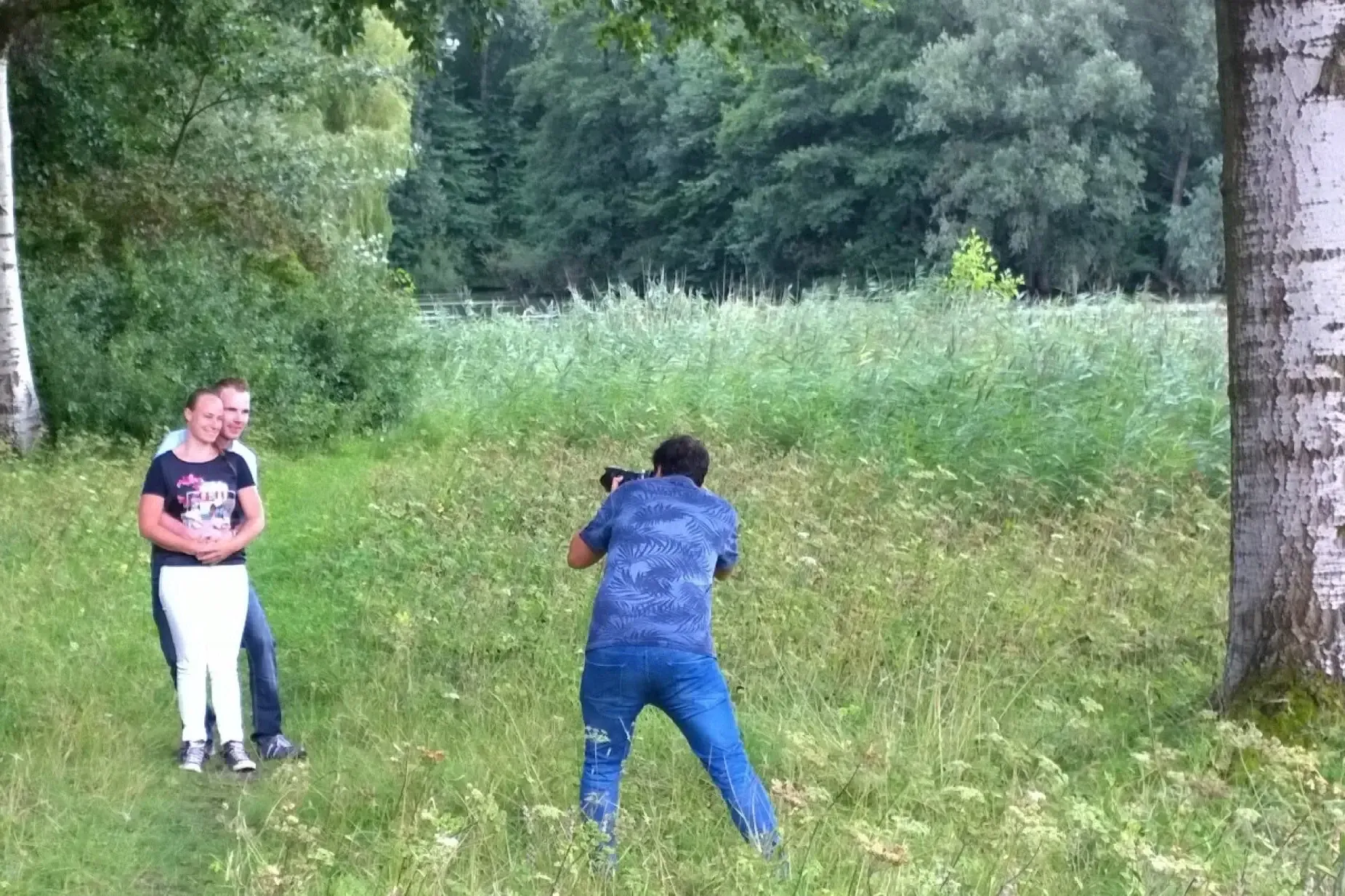 Stefan Segers aan het werk tijdens een familiefotoshoot