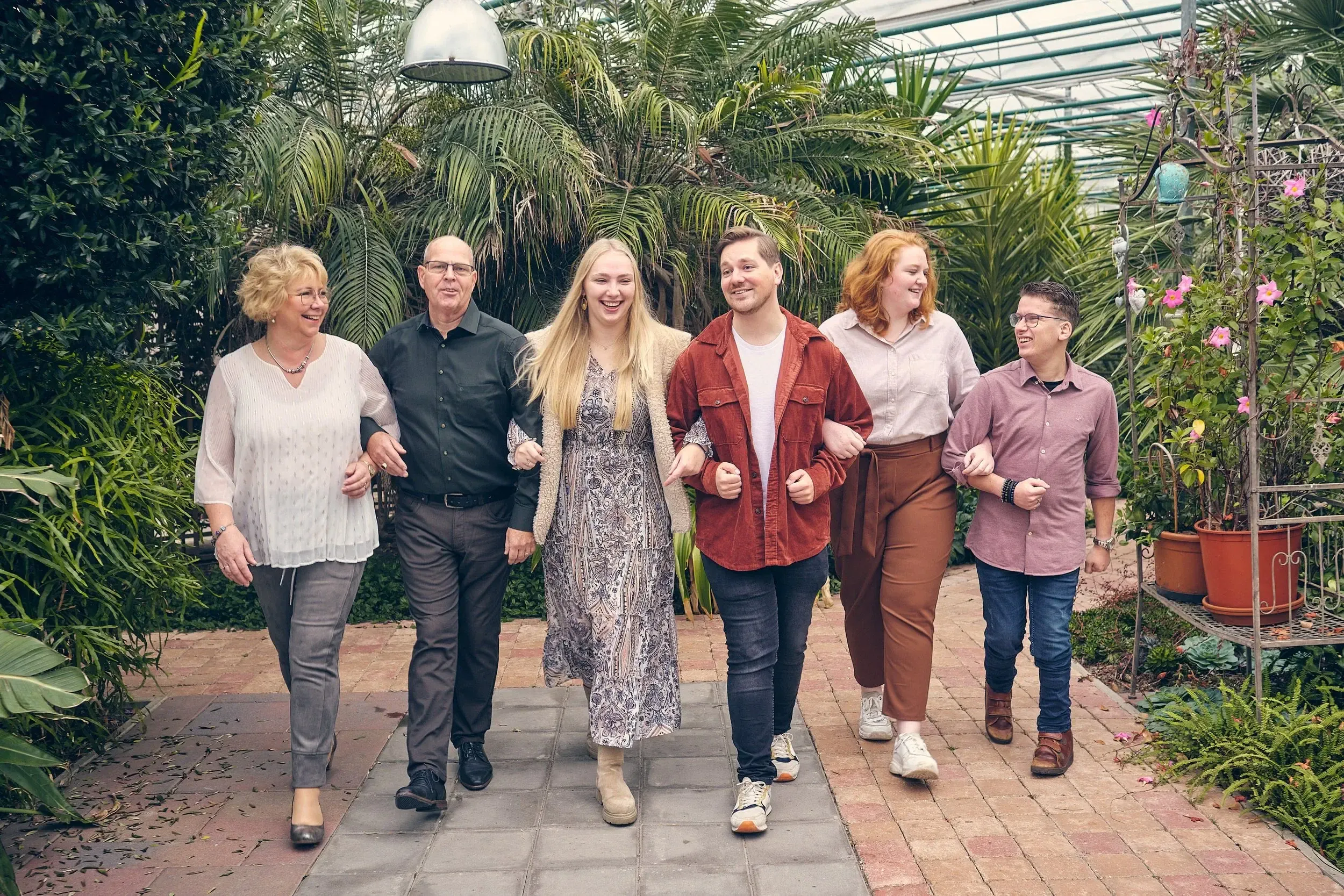 Zon of Regen: Jouw Familieshoot in De Binnentuin